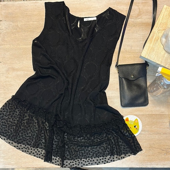 ZOÉ | Black Sleeveless Top with Sheer Hem - Picture 1 of 12